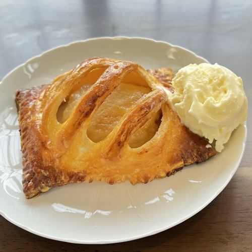 小川村のりんごパイ