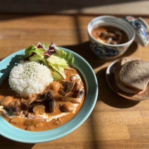 和牛ハヤシライス
