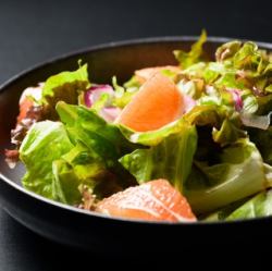 本日の気まぐれサラダ