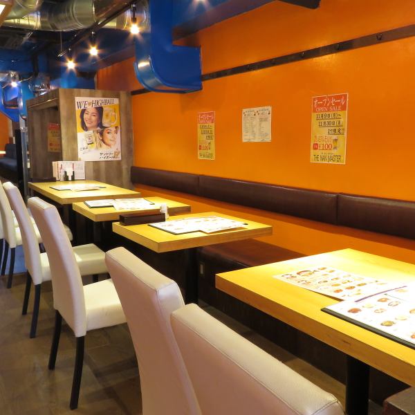 [Table seats are spacious and safe] The table seats are spacious and you can enjoy it comfortably! Please use it not only for small groups but also for banquets! Feel free to visit us from one person to a large number of people. Please give me!