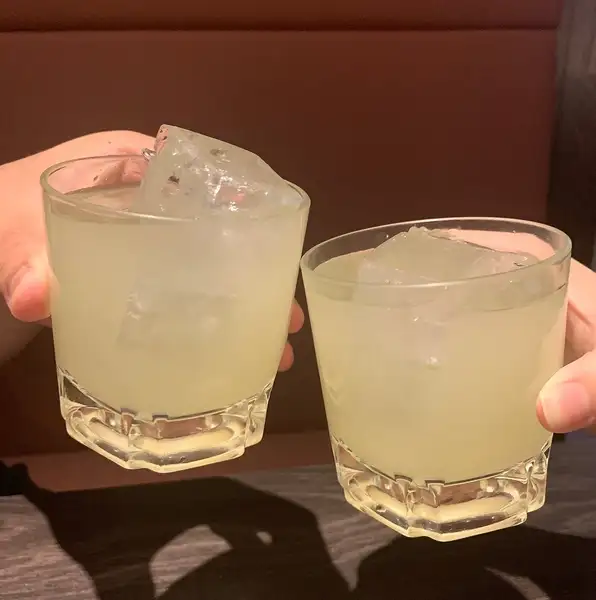 郷土の雰囲気を満喫☆和歌山特産のじゃばらを使ったハイボールや酎ハイもご用意してお待ちしております!