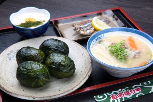 めはり定食　豚汁