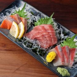 Assortment of 3 sashimi