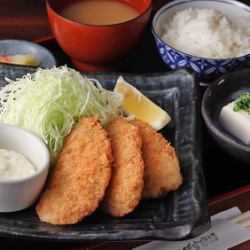 Fried horse mackerel set meal, fried oyster set meal