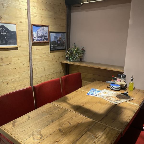 The shop is conveniently located a 3-minute walk from Yui Rail Prefectural Office Station, so it's easy to visit ♪ We have private room seats, so customers with children can rest assured ◎ Slowly without worrying about the surroundings You can spend ♪