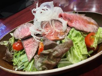 ローストビーフサラダ