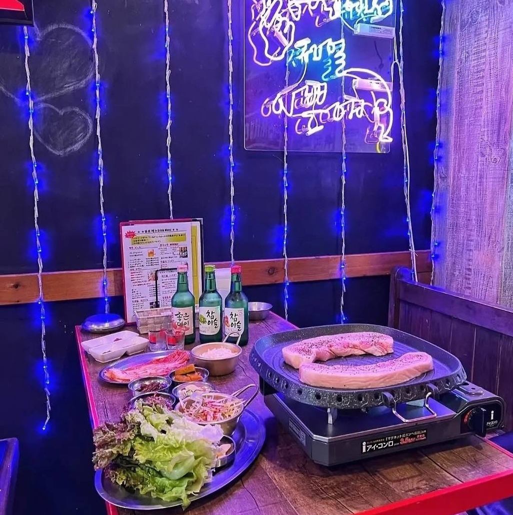 越谷で韓国気分♪極厚のサムギョプサルや韓国グルメをご堪能いただけます。