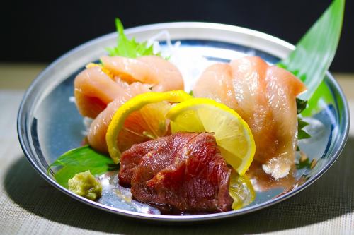 完全個室で旨い料理に舌鼓