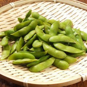 Green soybeans (tea beans)