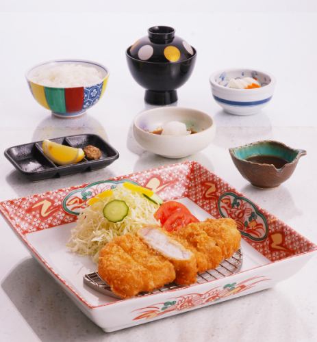 とんかつ定食