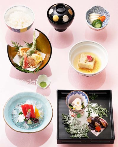 うなぎ料理と共に、大人気の看板メニュー!大穀の会席膳