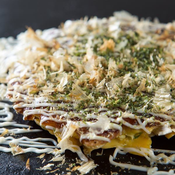 [Focusing on the ingredients] Simple is the best dish where you can feel the flavor of the ingredients◇Okonomiyaki 770 yen (tax included)