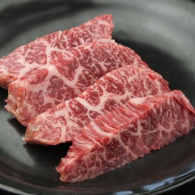 畢竟，大石就是肉！享受店主購買的新鮮美味的肉！