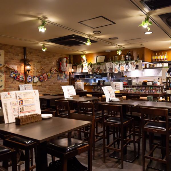 [4 minutes walk from the east exit of Akabane Station !!] Spacious interior ◎ A large table and sofa seats are also available, so children are welcome ◎ It can be widely used in various scenes such as colleagues, friends, and friends! If you want to drink deliciously and enjoyably, go to Kumareya ☆