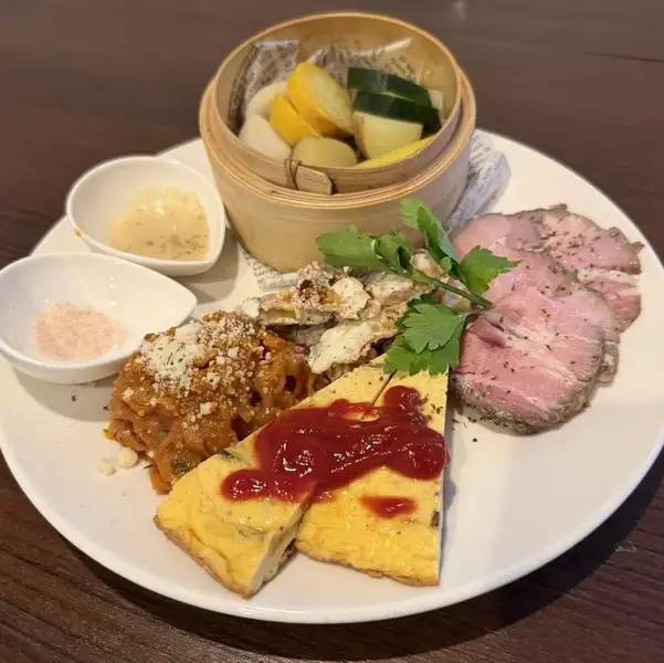 サンバファーム産野菜のせいろ蒸し付きプレート(2名様盛~)