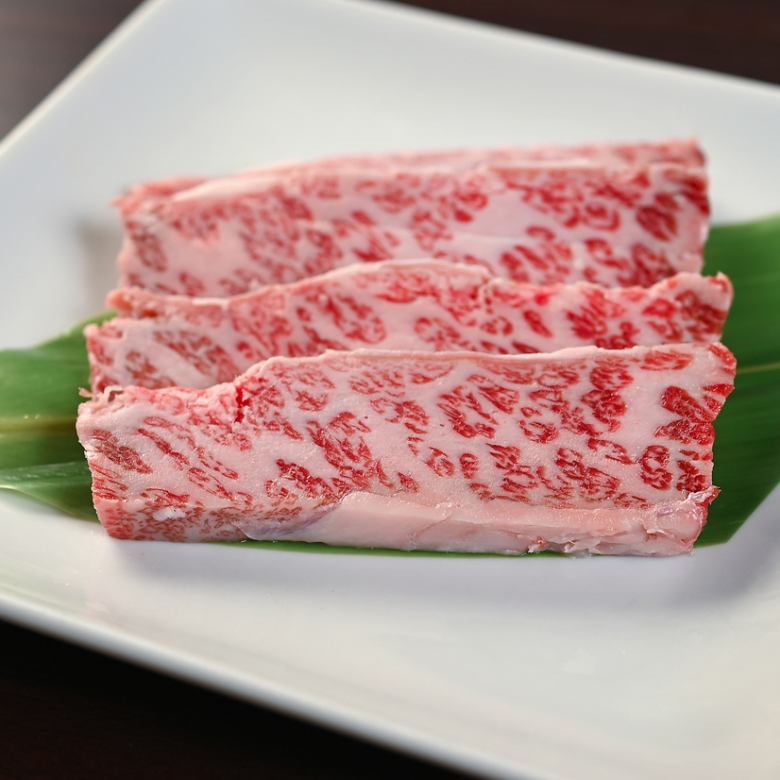 黒毛和牛特上カルビ