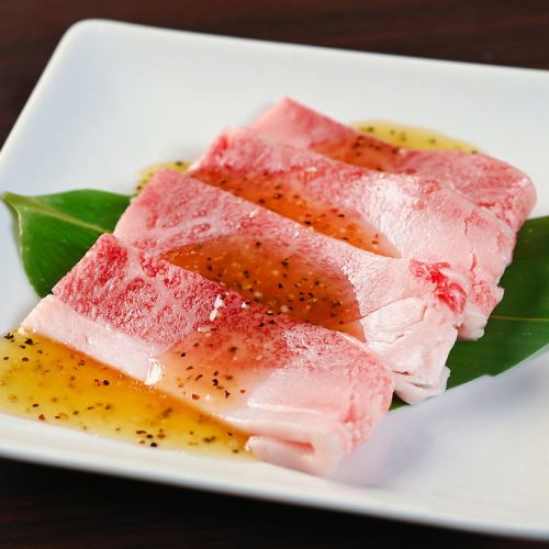 黒和和牛特上カルビ　塩だれ