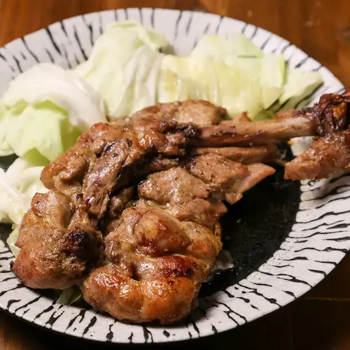 当店自慢の骨付鶏