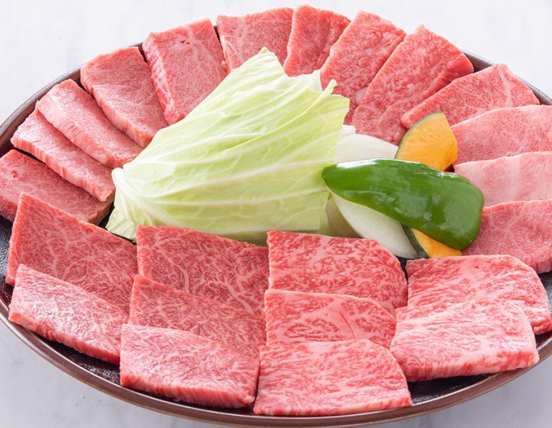 極上の和牛から様々なお肉を揃えております!