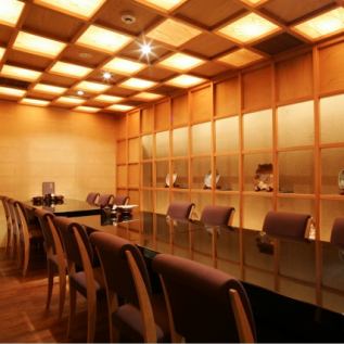We also have a private room that can accommodate 12 to 22 people ♪ It is ideal for a private banquet in a calm atmosphere ♪ Since it is a private room, you can spend it without worrying about the surroundings.If you are looking for a banquet at a izakaya in Ginza, we recommend this shop ♪