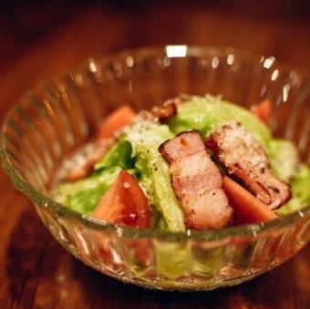 フレッシュ野菜のサラダ