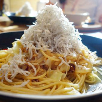 ◆桶盛り刺身と山盛りしらすのペペロンチーノコース　100分飲み放題付 税込5,000円◆