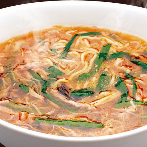 Hot and sour soup noodles (Sunra tanmen)