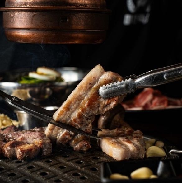 ジューシーな韓国焼肉が堪能できる♪仲間と一緒に楽しむのに最適