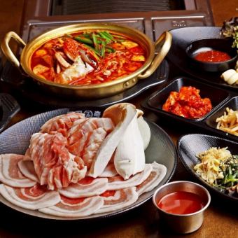 【2時間豪華韓国酒も飲み放題付】花咲き＆薄切りのWサムギョと渡り蟹チゲまで！贅沢コース