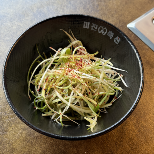 ネギサラダ（おかわり無料）