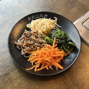 ナムル盛り合わせ