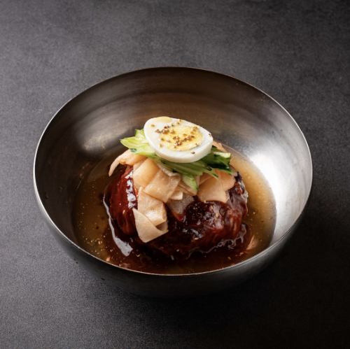 ビビン麺（細麺の混ぜ麺）