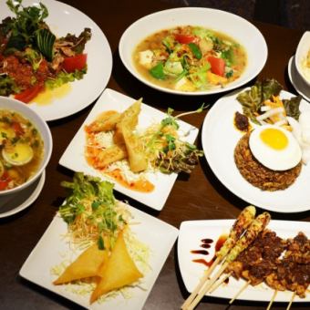水明漾套餐 3,500 日圓/8 道菜，包括泰式雞肉沙拉、炒菜、炒飯和甜點