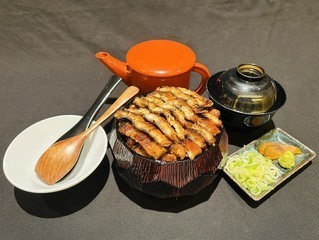「うな東」監修の高品質なうなぎを使った『ひつまぶし』をリーズナブルに堪能できる☆