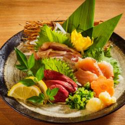 Assortment of three kinds of chicken sashimi