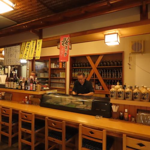 カウンター席がございます