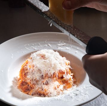 Eat as much stylish food as you like for just 2,880 yen!