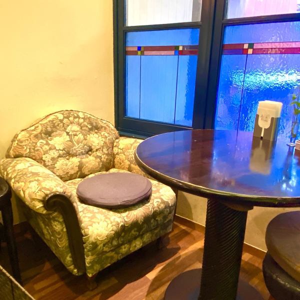 【デート・記念日・誕生日にも】ネット予約可能になりました★ひろびろ店内で是非おくつろぎください♪