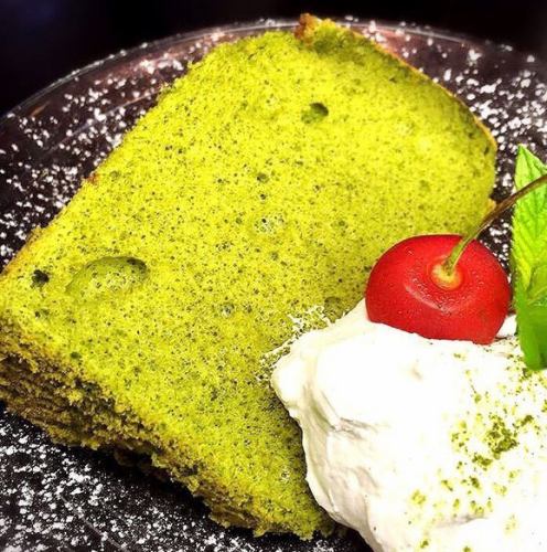 抹茶シフォンケーキ　（季節のシフォン）