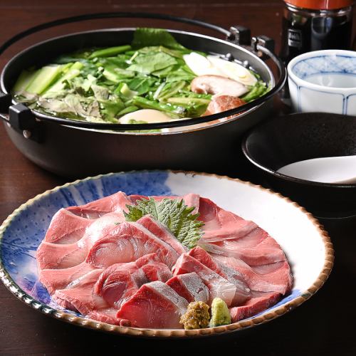 Enjoy high-quality yellowtail shabu directly delivered from Tsukumi from Oita Prefecture.