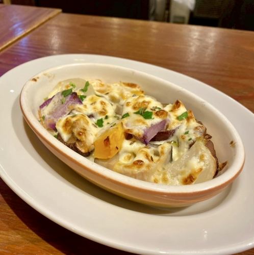 用馬斯卡彭起司烤製的冬季蔬菜