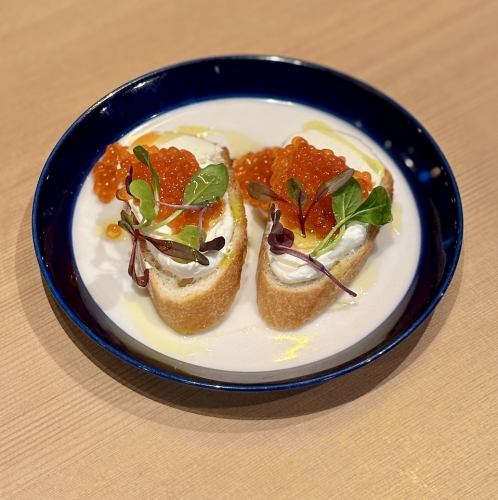 鮭魚籽馬斯卡彭起司布魯斯凱塔(2 片)