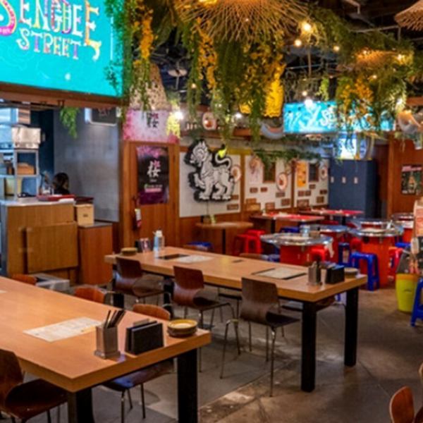【広々店内は最大64名様まで収容可能!!】大人数のご宴会や貸切パーティにもおすすめ♪ご宴会でご利用の際には人気メニュー満載の飲み放題付コースをご用意!本格タイ料理と美味しいビールを品川駅すぐ近くの好立地でお楽しみ下さいませ!!【品川駅/タイ料理/ランチ/ディナー/焼き鳥/品川/品川駅付近/肉/飲み放題/貸切】