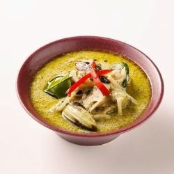 鸡肉茄子绿咖喱