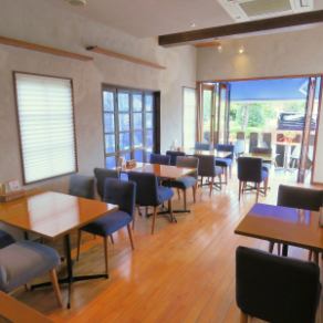 2名様用テーブル席です。