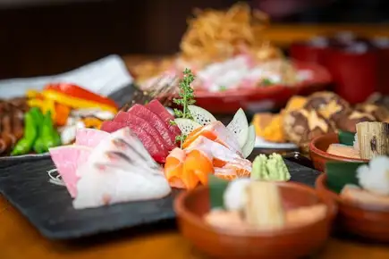Weekday-only [Premium Course]: 6 dishes including grilled domestic pork marinated in miso, carefully selected sashimi, and more. 2-hour all-you-can-drink included. 6500 → 6000 yen