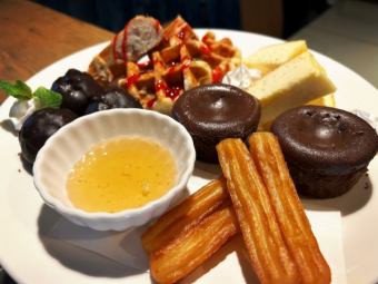 二次会向け☆アフターパーティープラン【デザート盛り合わせ付2時間飲み放題コース】