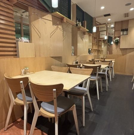【10名様～16名様貸切可能】宴会や各種パーティーなどにもご利用になれます。