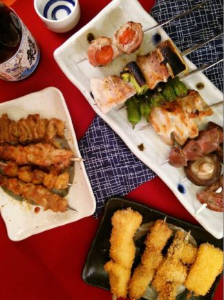 “週一至週四 Kushi 套餐”,含生啤酒和 120 分鐘暢飲,價格 5000 日元