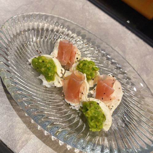 生ハムクリームチーズアボカド